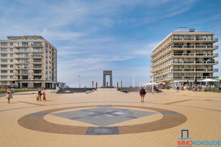 Appartement place Léopold 1er à la panne à 100m de la plage Exterior foto